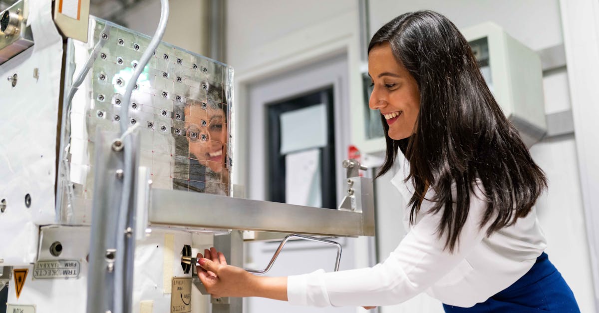 CC在线压力测试|购买丝袜的平台